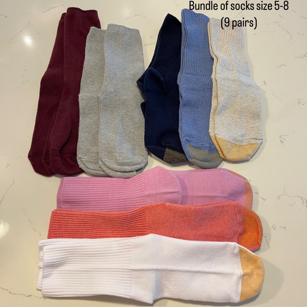 Bundle of socks size 5-8